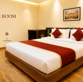 Hotel Vraj Inn Super Deluxe Room