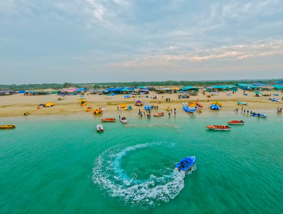 Hotel Vraj Inn Shivrajpur Beach
